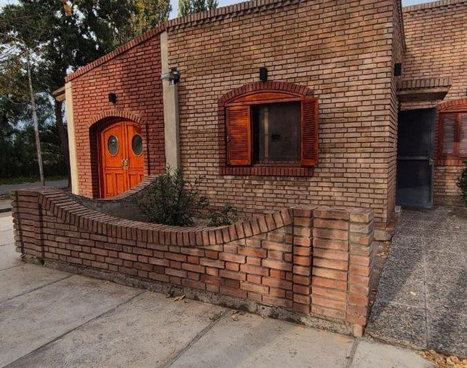 Casa · 128m² · 4 Ambientes · 1 Cochera