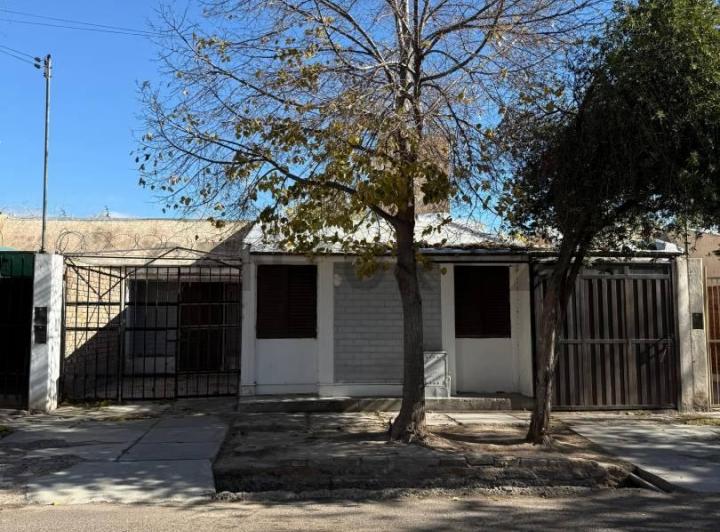 Casa · 112m² · 3 Dormitorios · 2 Cocheras