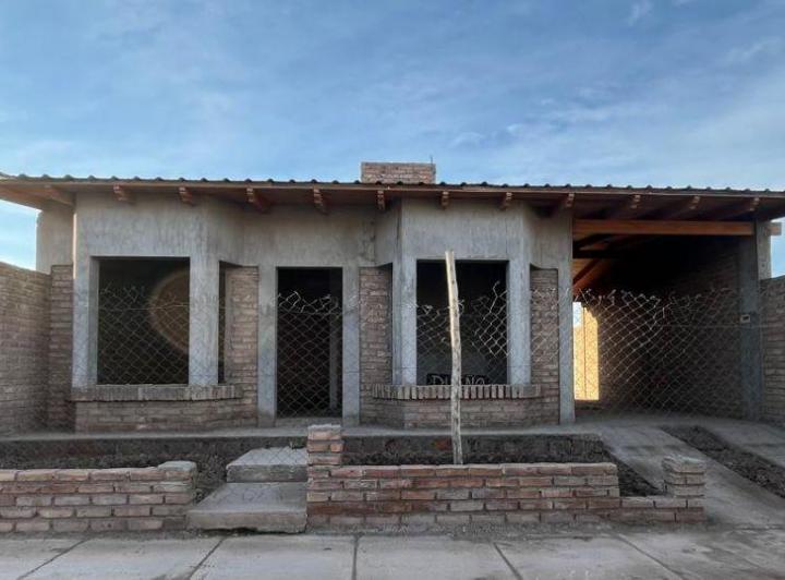 Casa · 87m² · 3 Ambientes · 1 Cochera