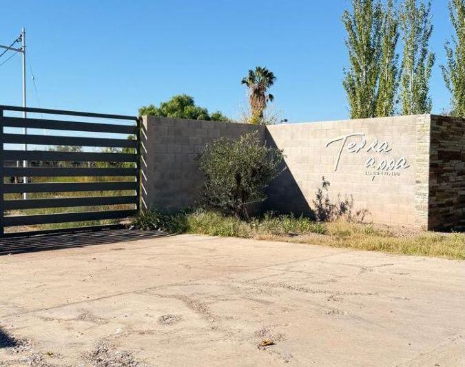 Terreno · 329m²