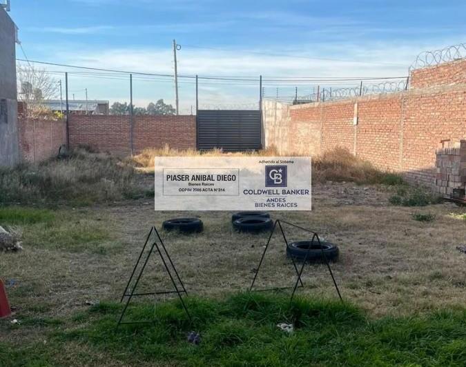 Terreno · 300m²