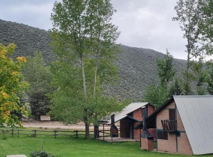Quinta vacacional · 2500ha · 20 Ambientes · 6 Cocheras
