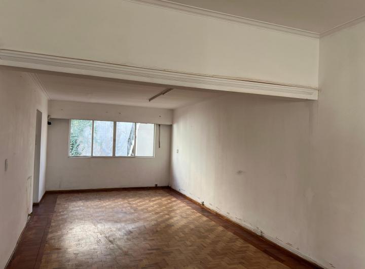 Casa · 260m² · 5 Dormitorios · 1 Cochera
