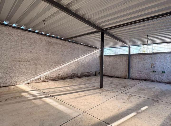 Terreno · 140m²
