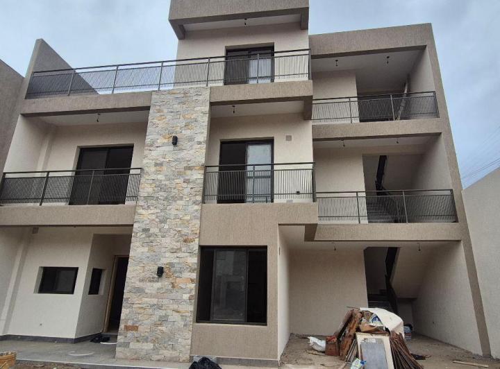 Departamento · 75m² · 5 Ambientes · 1 Cochera