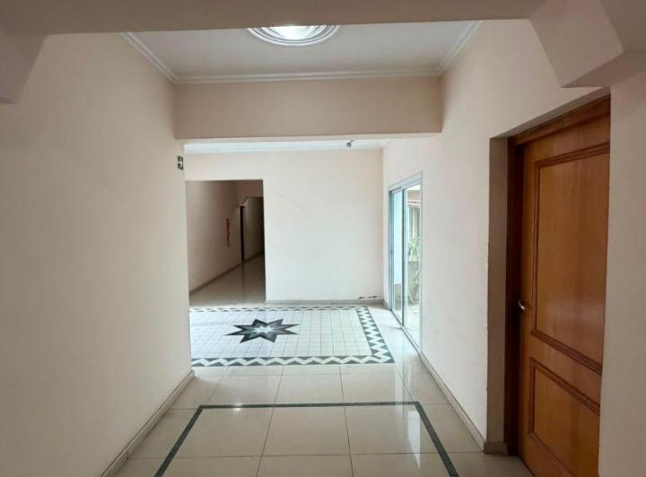 Departamento · 88m² · 5 Ambientes · 1 Cochera
