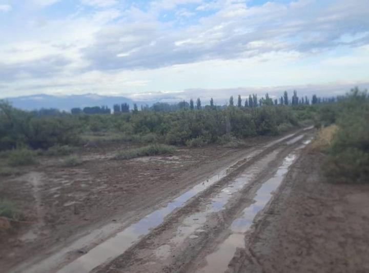 Terreno · 2100m²