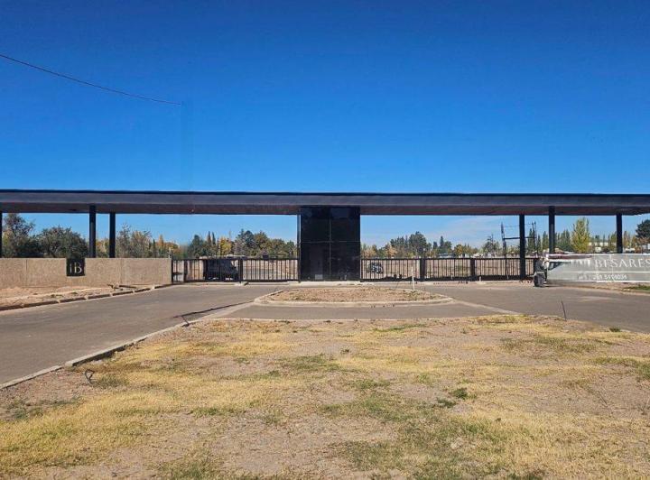 Terreno · 649m²