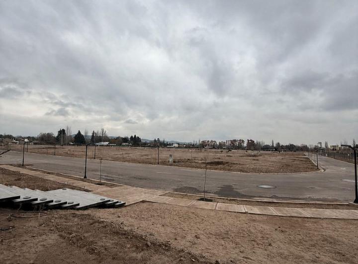 Terreno · 650m²