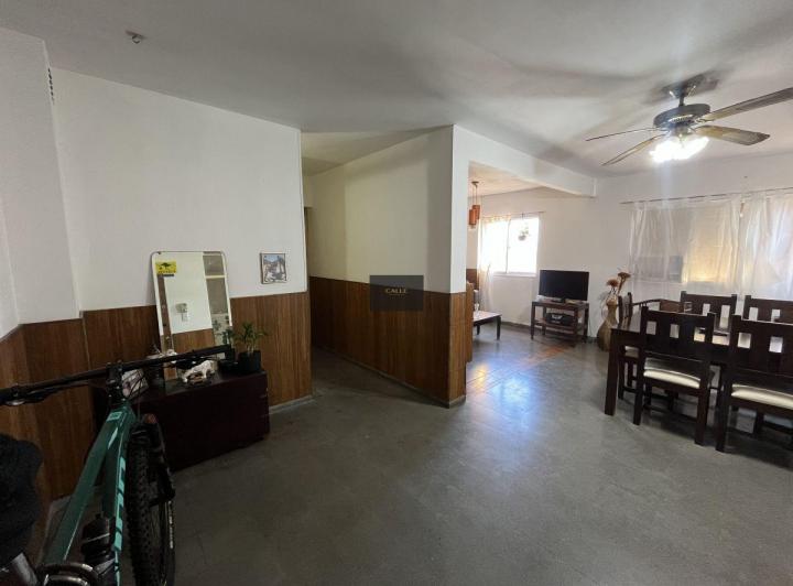 Departamento · 92m² · 5 Ambientes · 1 Cochera