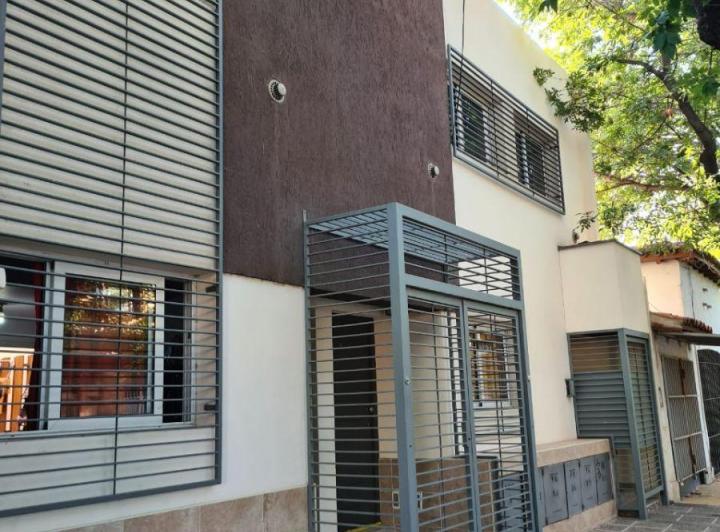 Edificio · 480m² · 6 Cocheras