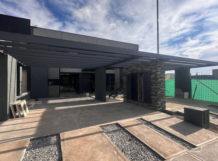 Departamento · 67m² · 4 Ambientes · 1 Cochera