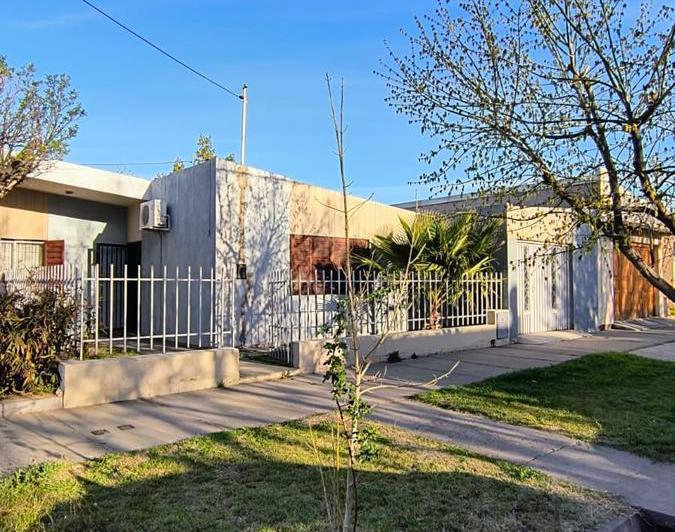Casa · 158m² · 6 Ambientes · 1 Cochera
