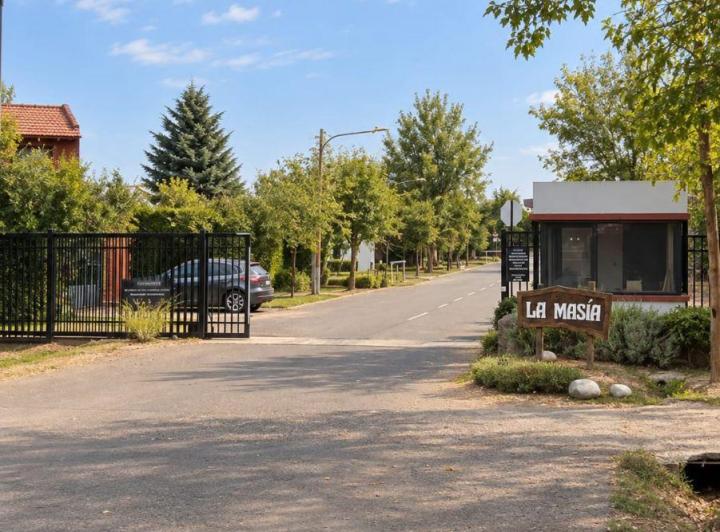 Terreno · 786m²