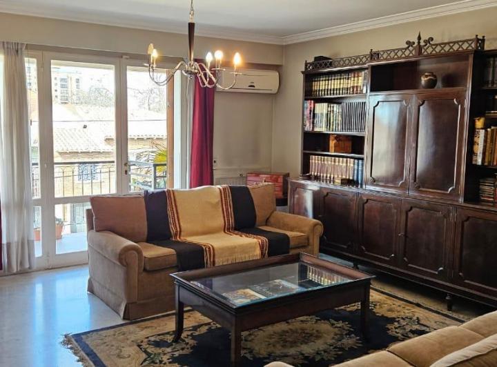 Departamento · 299m² · 6 Ambientes · 1 Cochera