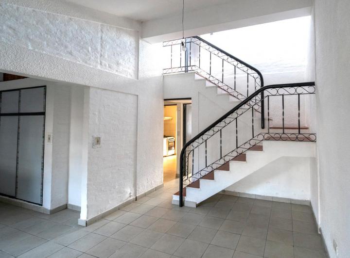 Casa · 122m² · 5 Ambientes · 1 Cochera