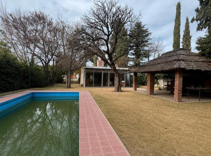 Casa · 205m² · 4 Dormitorios