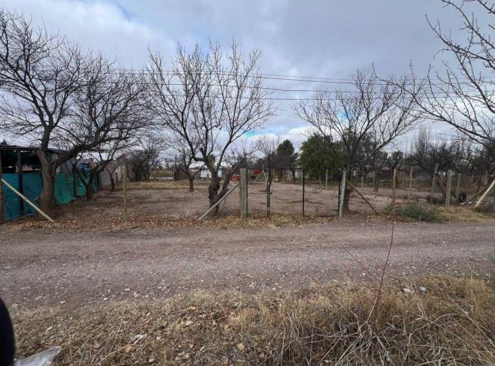 Terreno · 437m²