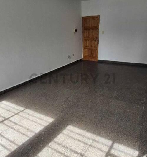 Departamento · 80m² · 3 Dormitorios