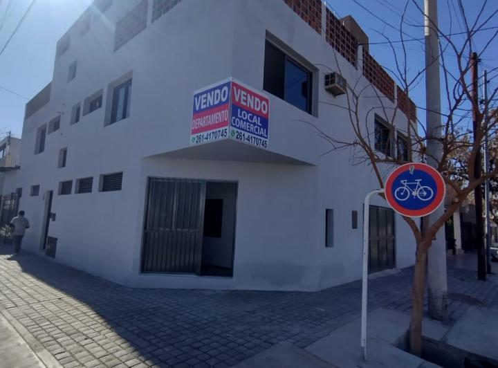 Local comercial · 140m²