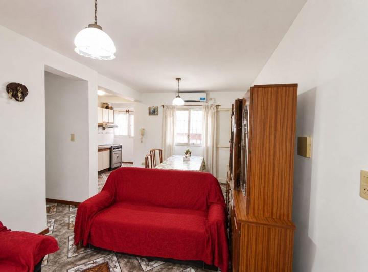Departamento · 60m² · 4 Ambientes · 1 Cochera