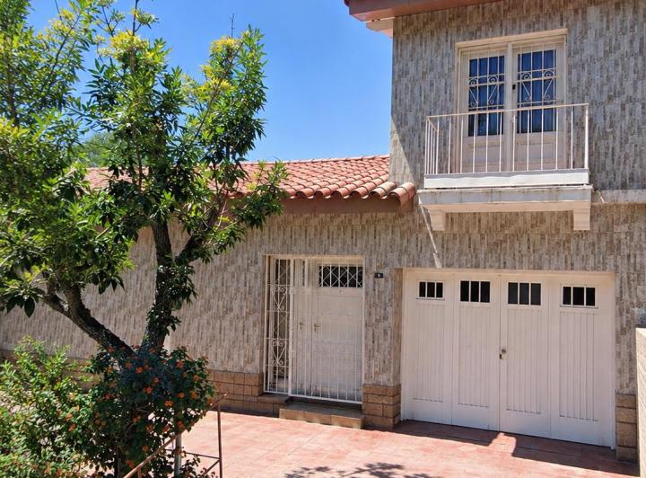 Casa · 150m² · 6 Ambientes · 1 Cochera