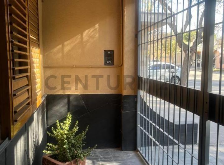 Casa · 147m² · 3 Dormitorios · 2 Cocheras