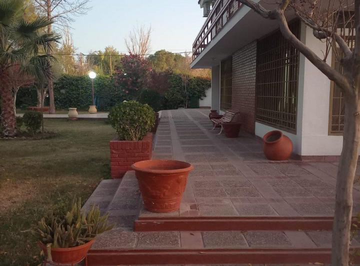 Quinta vacacional · 421m² · 4 Dormitorios · 1 Cochera