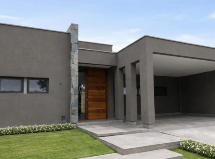 Casa · 191m² · 1 Ambiente · 2 Cocheras
