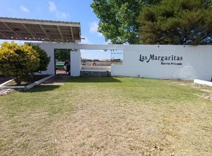 Terreno · 700m²