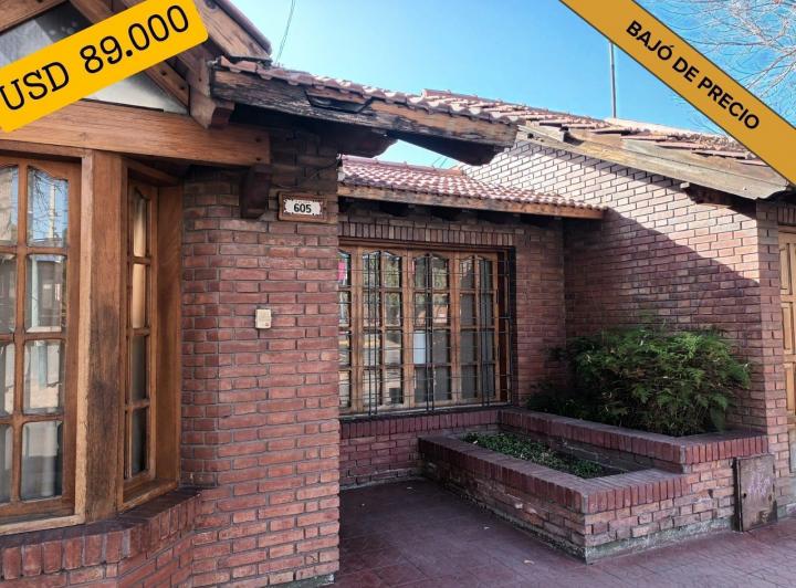 Casa · 230m² · 6 Ambientes