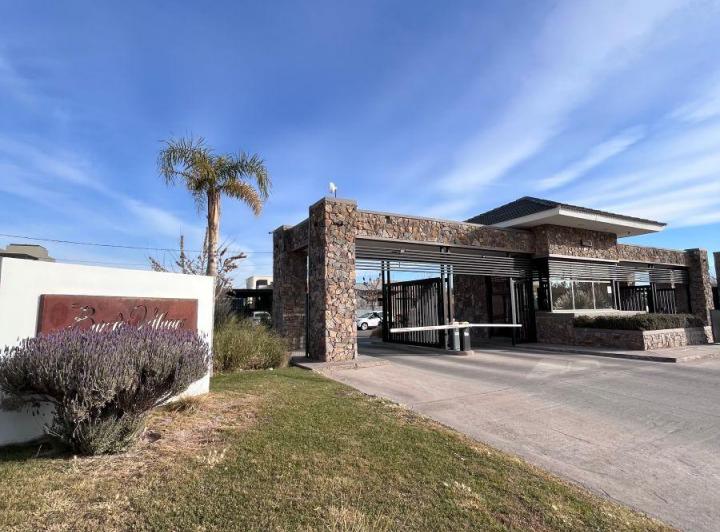 Terreno · 300m²