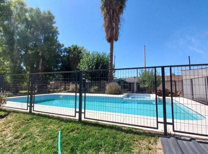 Quinta vacacional · 400m² · 6 Dormitorios · 5 Cocheras