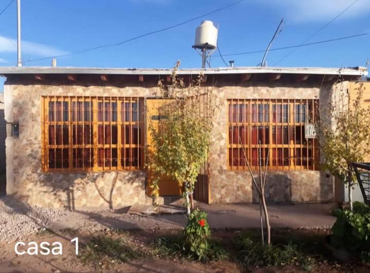 Casa · 232m² · 12 Ambientes · 3 Cocheras
