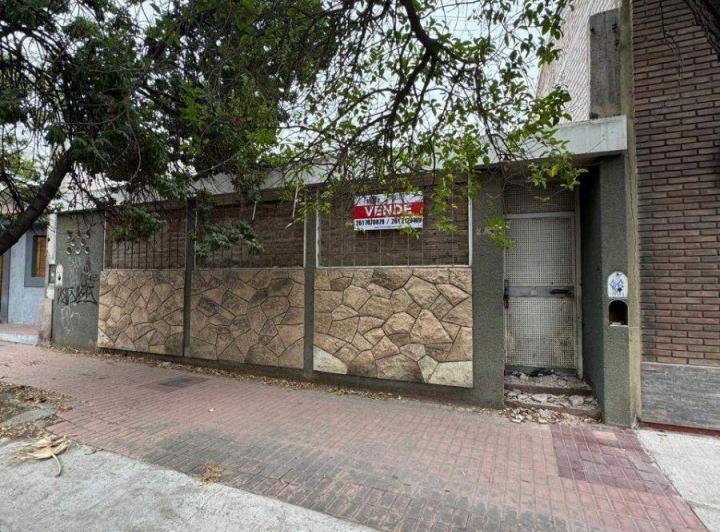 Terreno · 298m²
