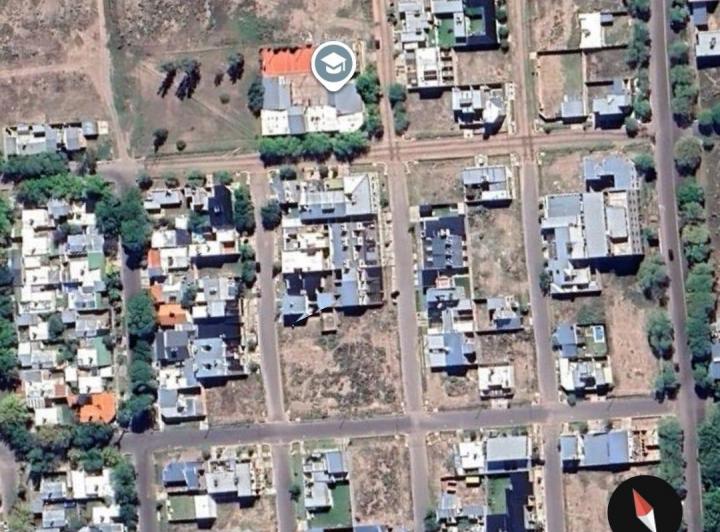 Terreno · 226m²