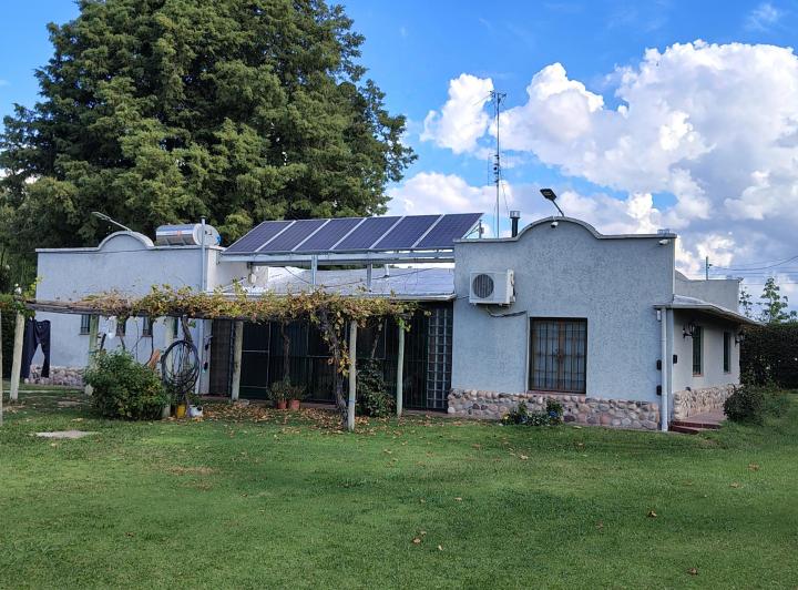 Casa · 140m² · 4 Ambientes · 1 Cochera