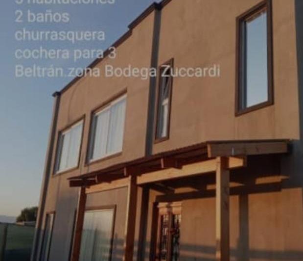 Casa · 170m² · 7 Ambientes · 3 Cocheras