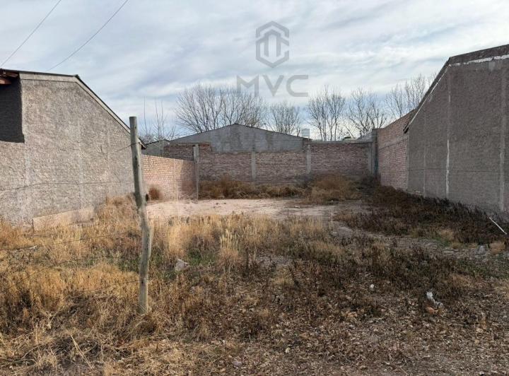 Terreno · 230m²