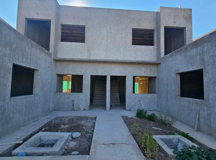 Casa · 140m² · 4 Ambientes · 1 Cochera
