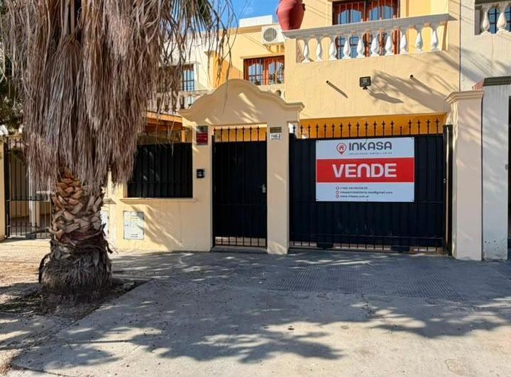 Casa · 113m² · 4 Ambientes · 1 Cochera