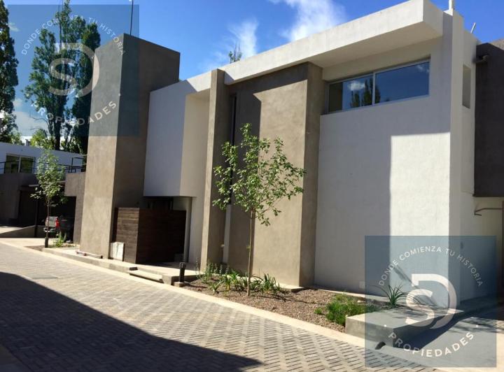 Departamento · 130m² · 2 Dormitorios · 1 Cochera