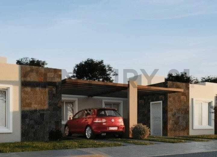 Casa · 68m² · 5 Ambientes · 1 Cochera
