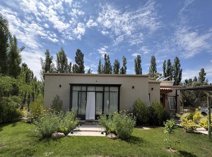 Casa · 177m² · 5 Ambientes · 1 Cochera