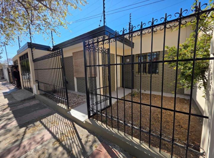 Casa · 150m² · 6 Ambientes · 1 Cochera