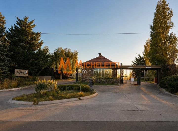 Terreno · 1384m²