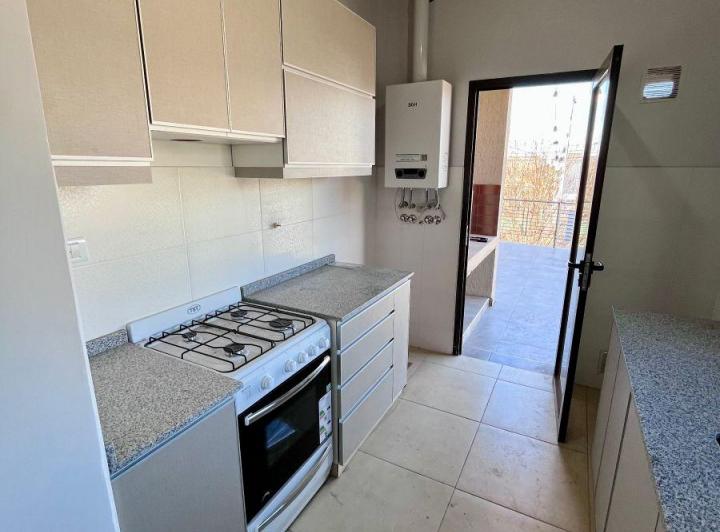 Departamento · 100m² · 3 Ambientes · 1 Cochera