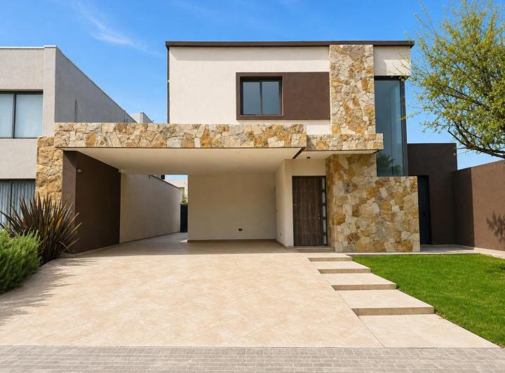 Casa · 290m² · 5 Ambientes · 1 Cochera