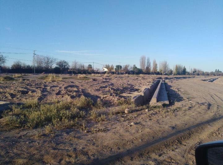 Terreno · 220m²