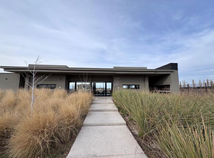 Terreno · 658m²